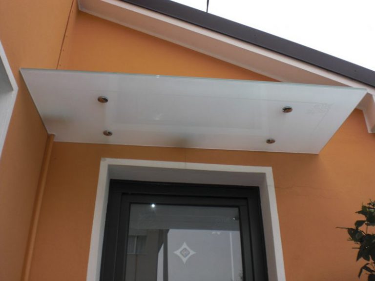 Coperture in vetro e acciaio
